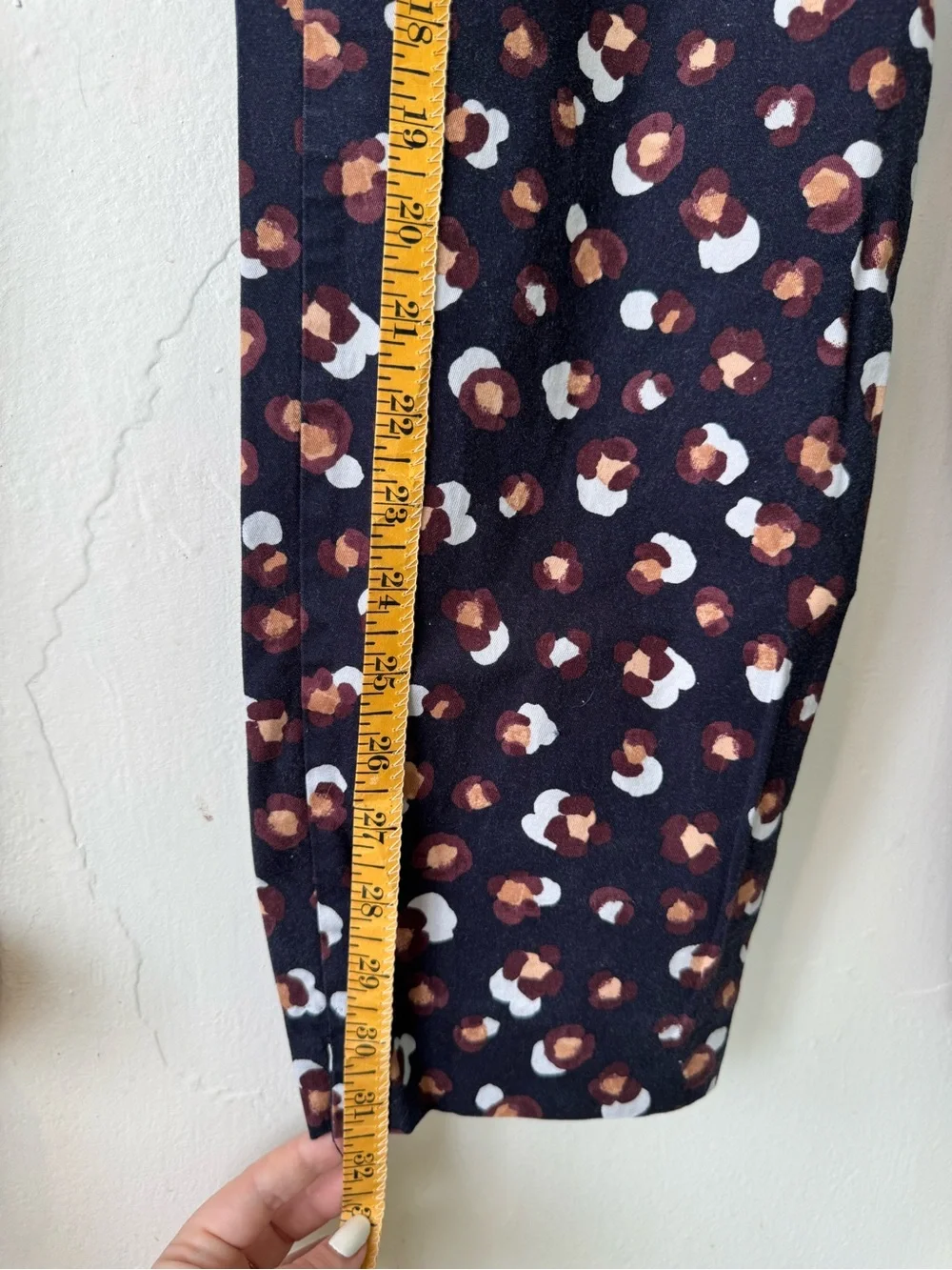 Ann Taylor Navy Floral Ankle Pants